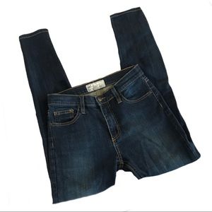 Free People Blue Skinny Jeans Size 25